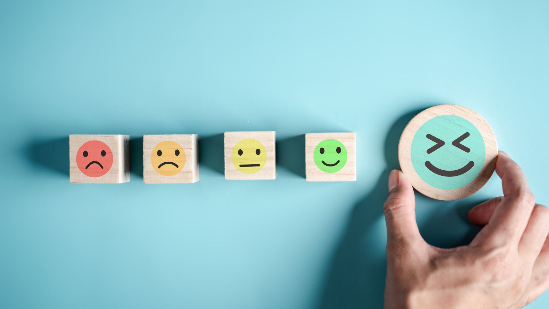 Descubra como a reputação online impacta suas vendas e aprenda a reverter notas baixas para atrair mais clientes.